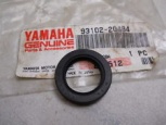 Сальник вертикального вала Yamaha-15 93102-20484-00